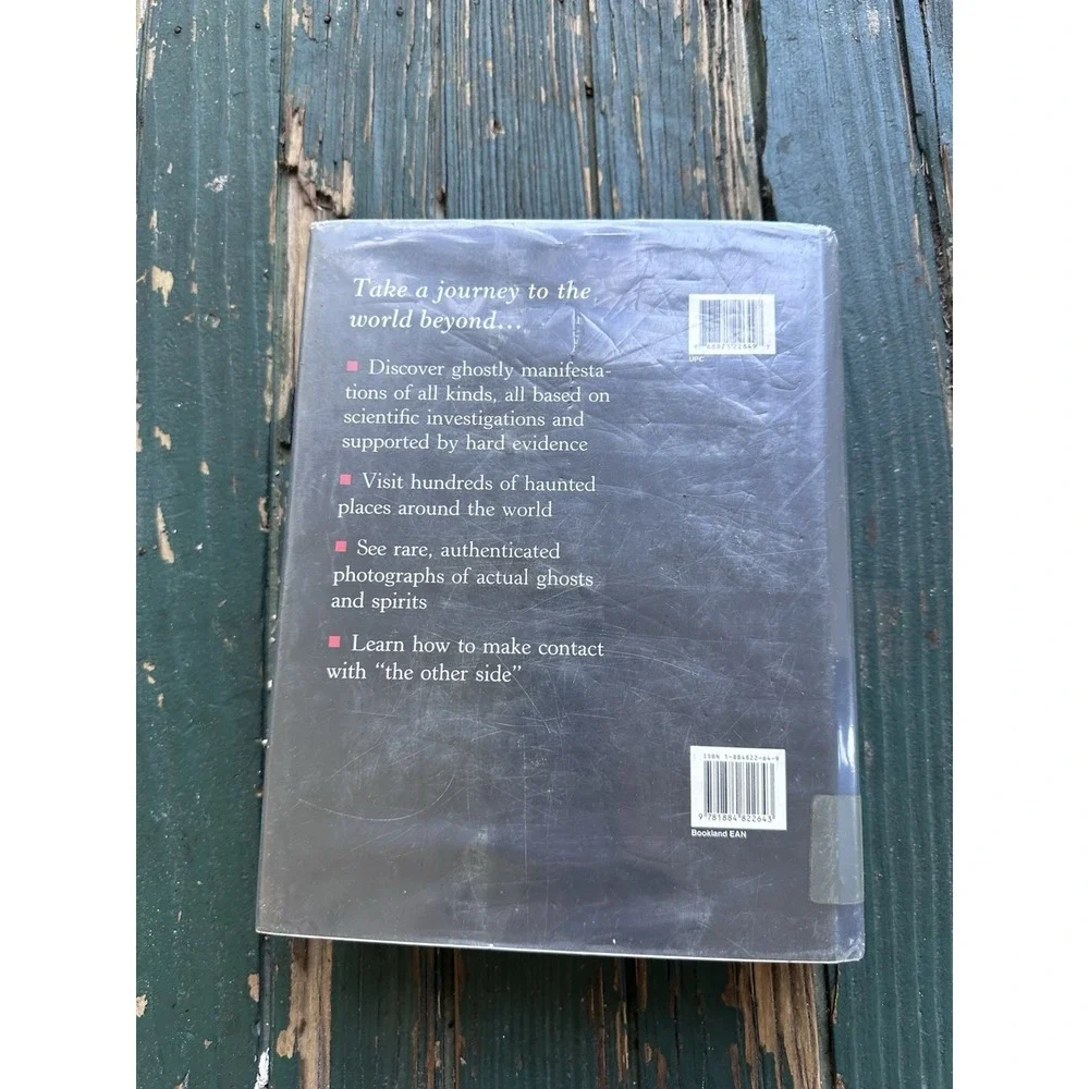 Ghosts: True‎ Encounters With The World Beyond - Haunted Places by Hans Holtzer